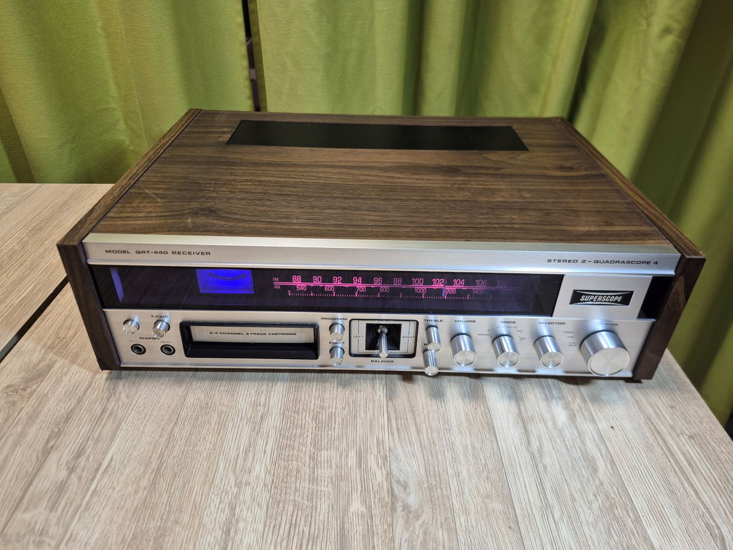 SUPERSCOPE Sintoamplificatore quadrifonico con lettore di cassette stereo 8
