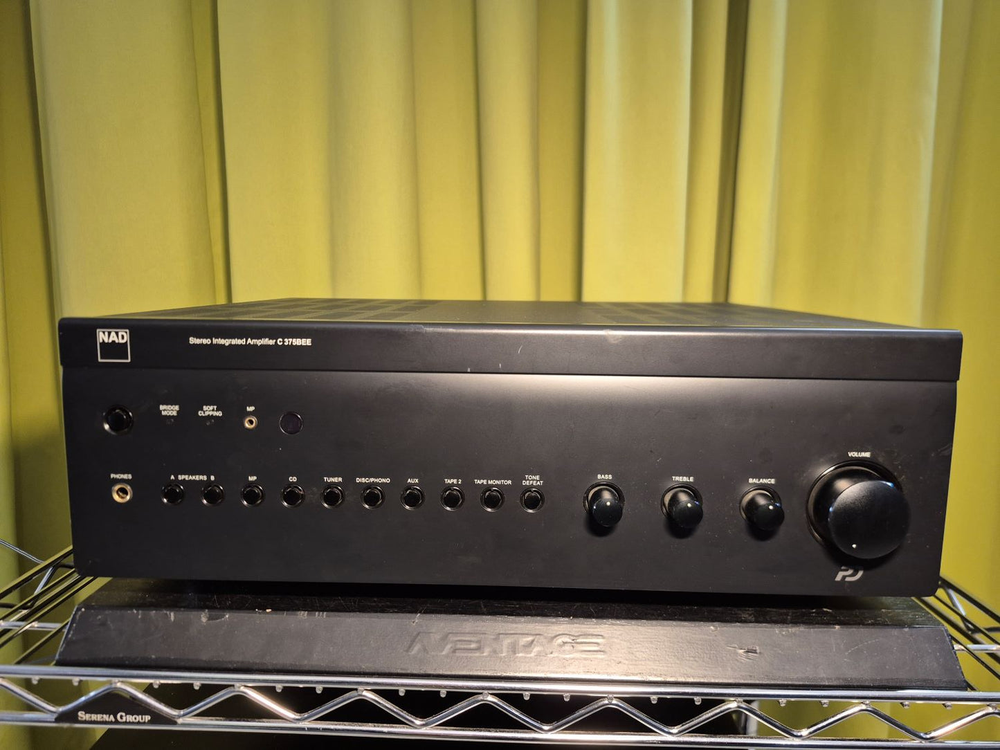NAD C375 BEE Amplificatore integrato