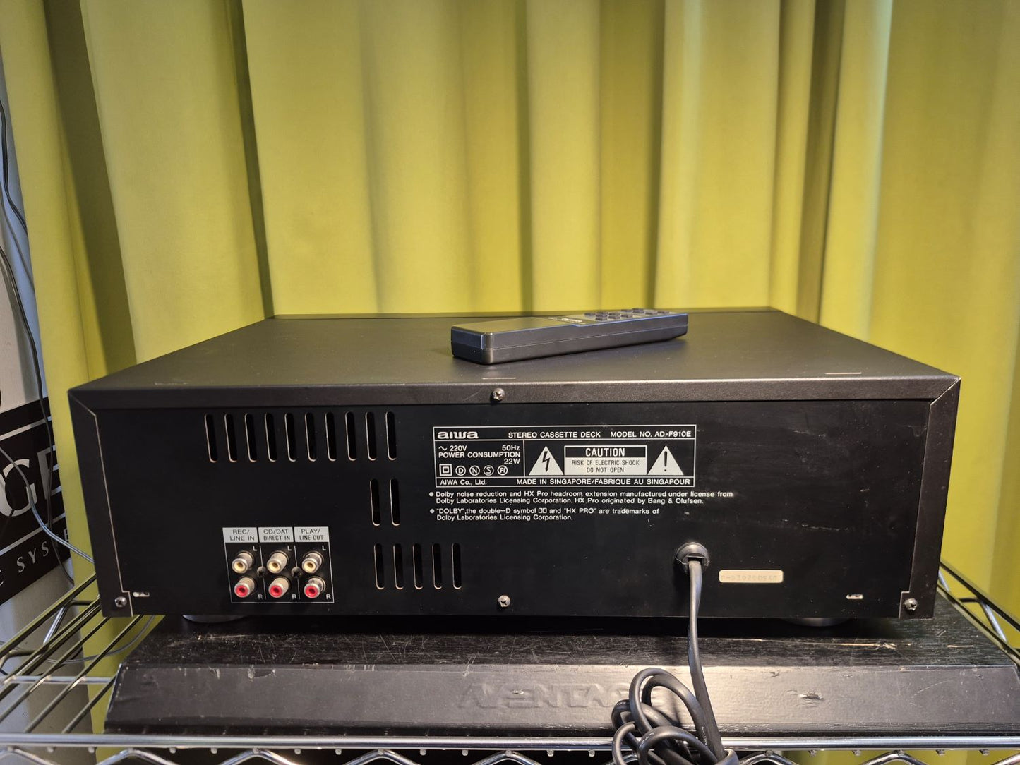 AIWA AD-F 910 Piastra di registrazione a cassette di gamma alta.