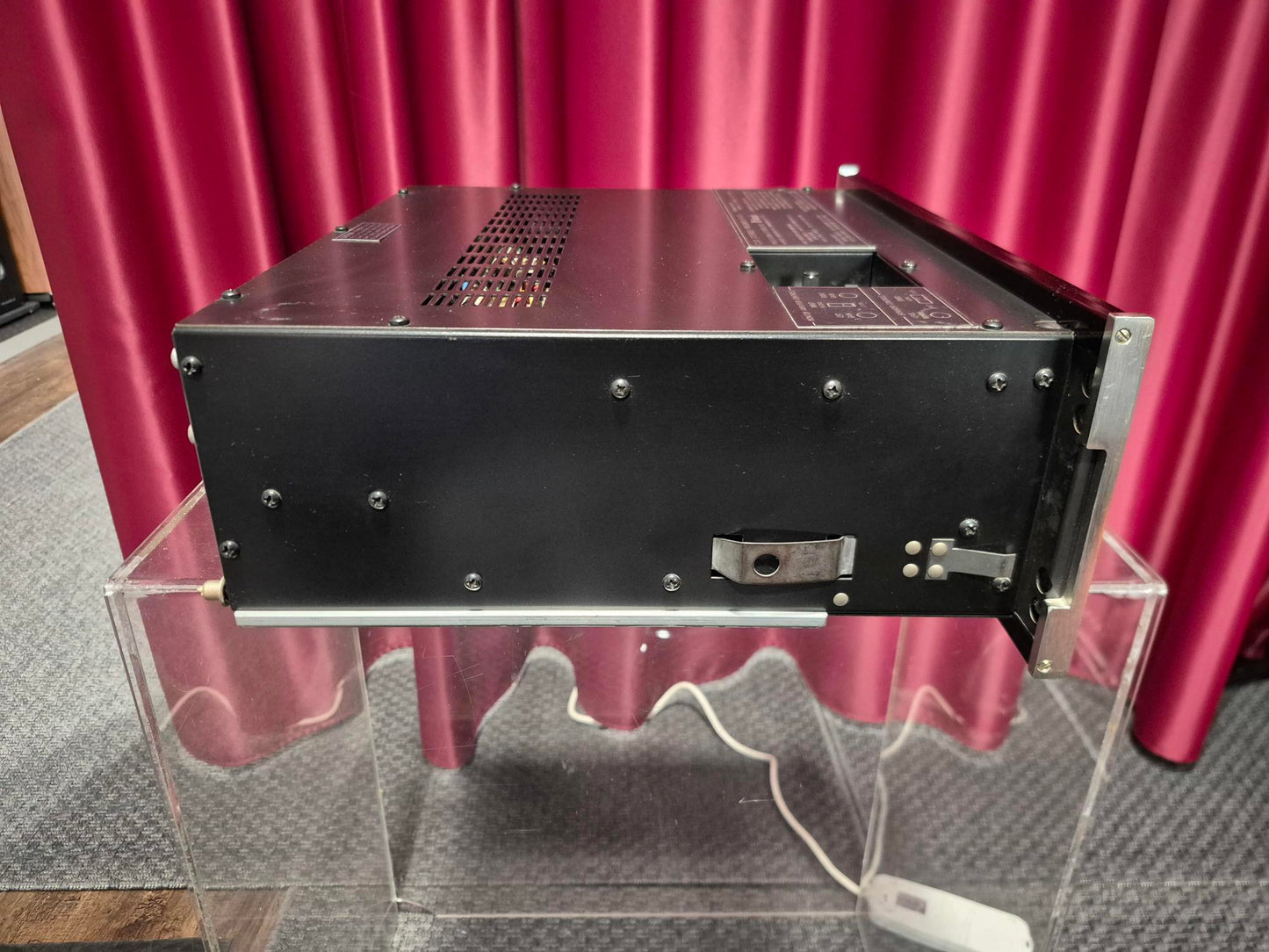 Mc INTOSH C-32 Preamplificatore
