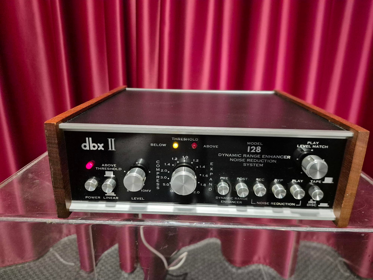 DBX 128 Compressore/Espansore di dinamica - Sistema di riduzione del rumore