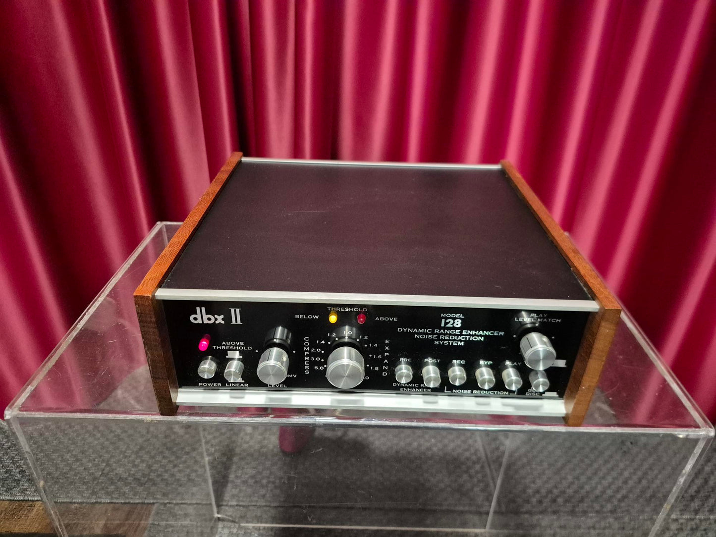 DBX 128 Compressore/Espansore di dinamica - Sistema di riduzione del rumore