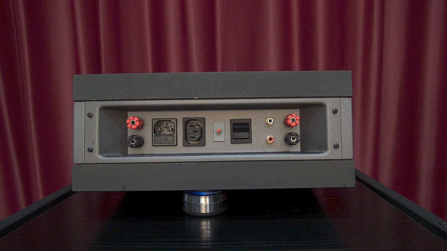 QUAD 606 - Finale di potenza stereo