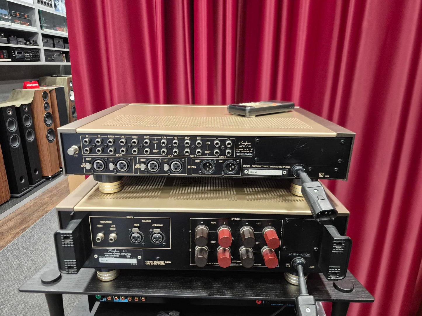 ACCUPHASE C11 e P11 - Premplificatore e finale di potenza stereo