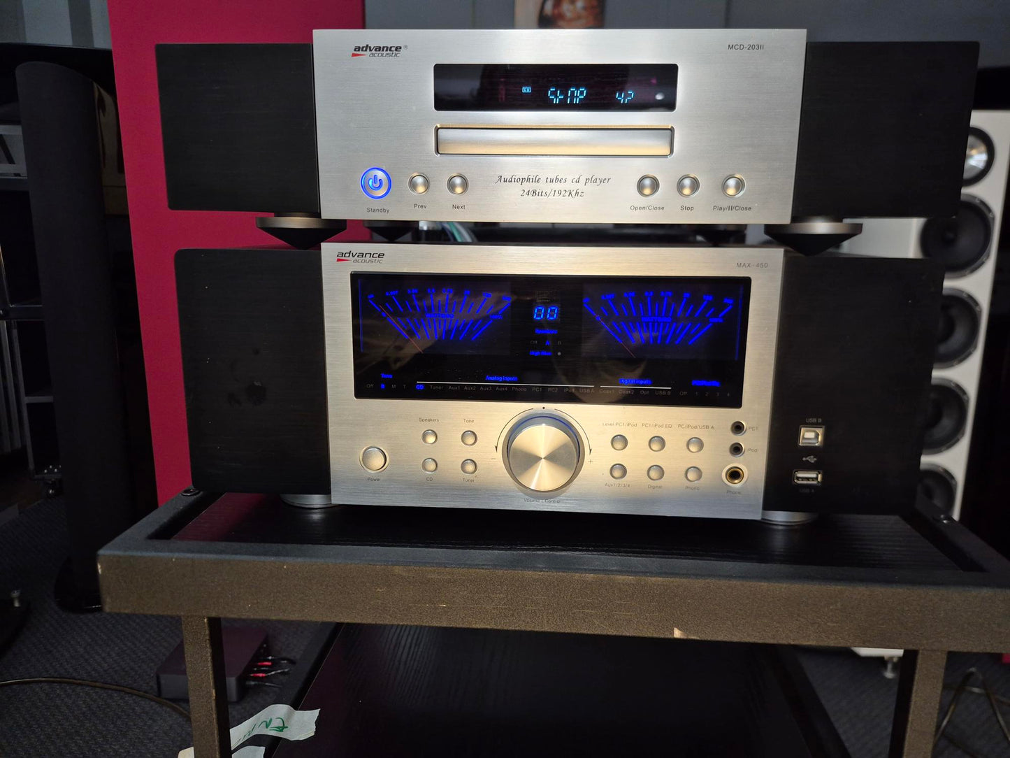ADVANCE ACOUSTIC Amplificatore integrato MAX450 e lettore CD Audiophile MCD 203II