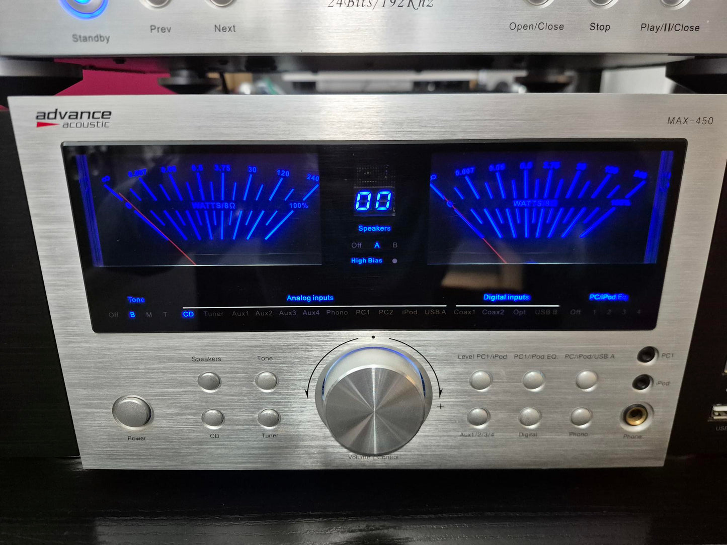 ADVANCE ACOUSTIC Amplificatore integrato MAX450 e lettore CD Audiophile MCD 203II