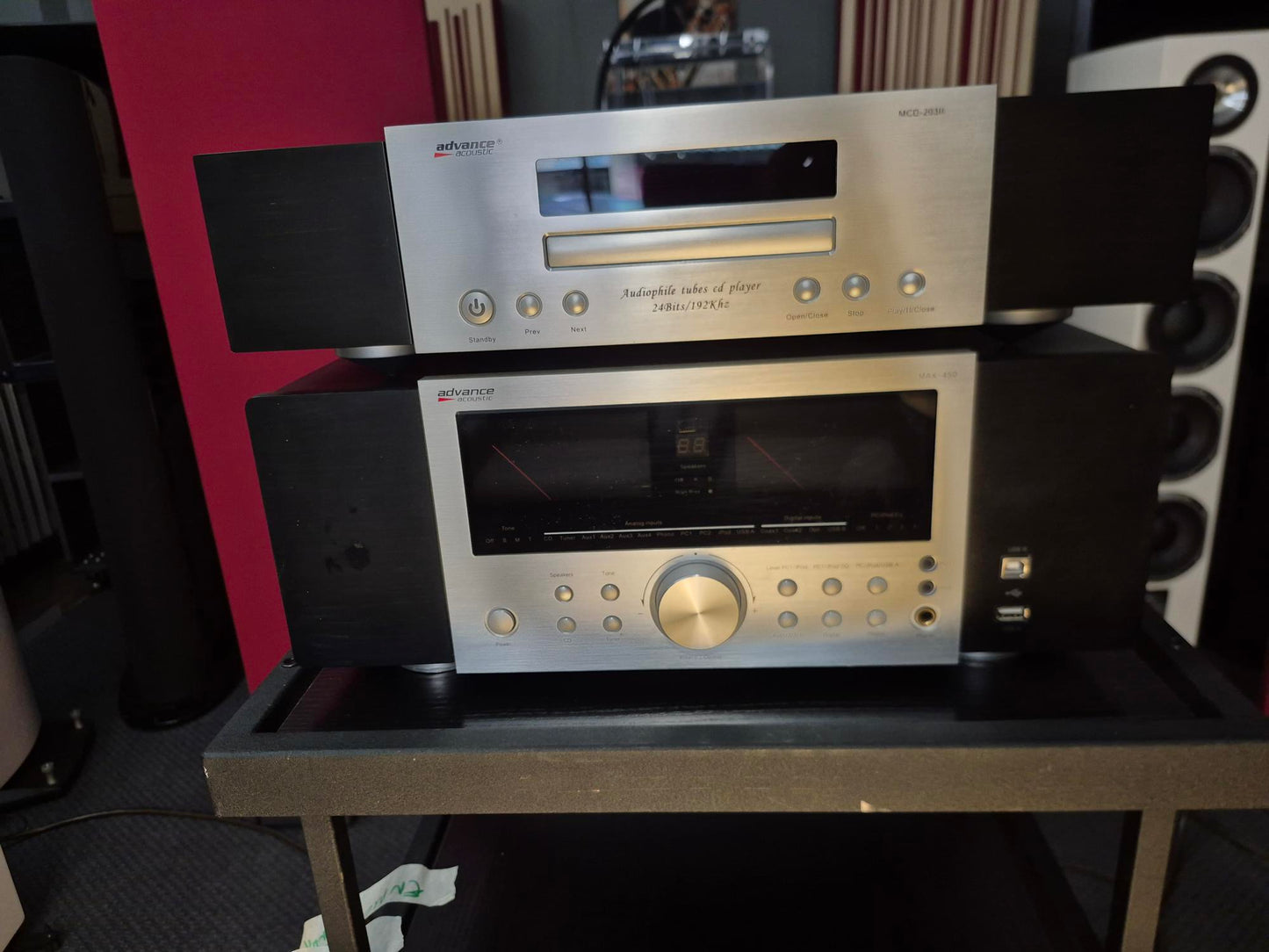 ADVANCE ACOUSTIC Amplificatore integrato MAX450 e lettore CD Audiophile MCD 203II
