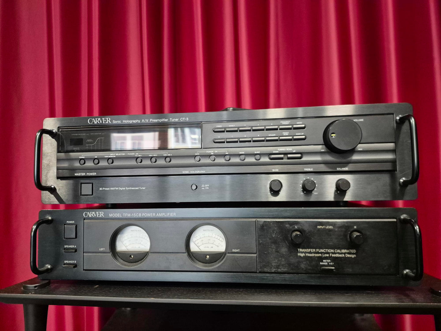 CARVER Sintopreamplificatore AV e finale di potenza.