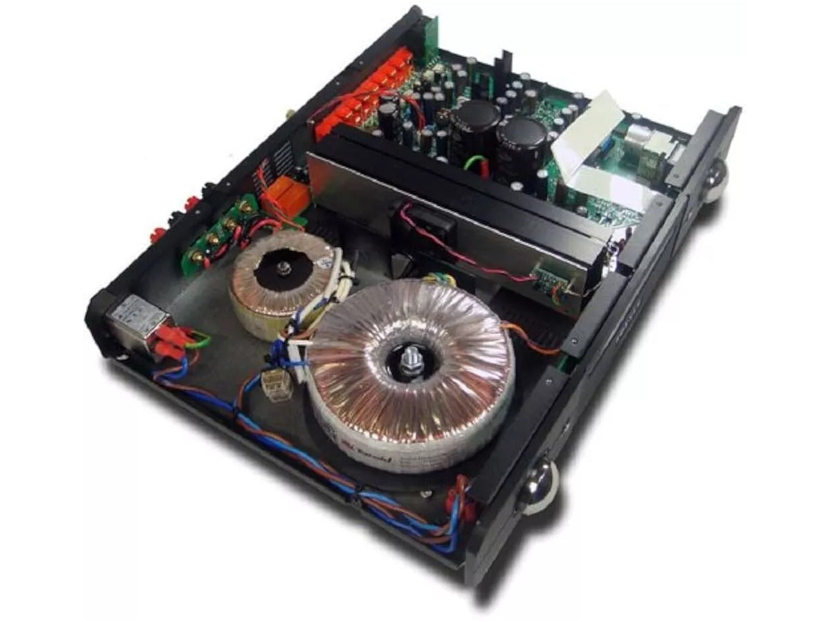 ROKSAN CASPIAN M2 amplificatore integrato 2x86w silver ex-demo